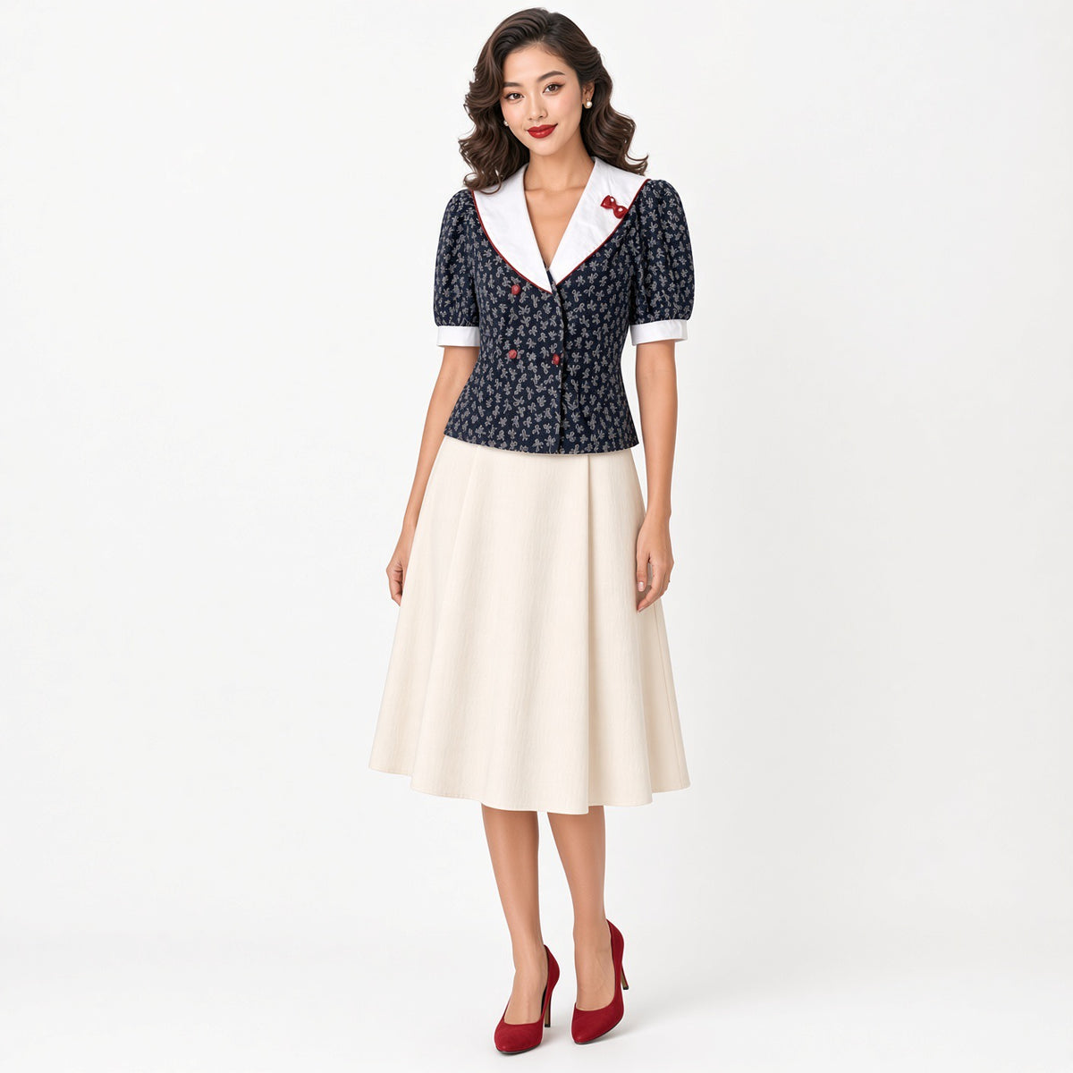 Vintage inspired navy sailor blouse with white collar and bow print, front
Vintage navy sailor blouse sailor collar model view